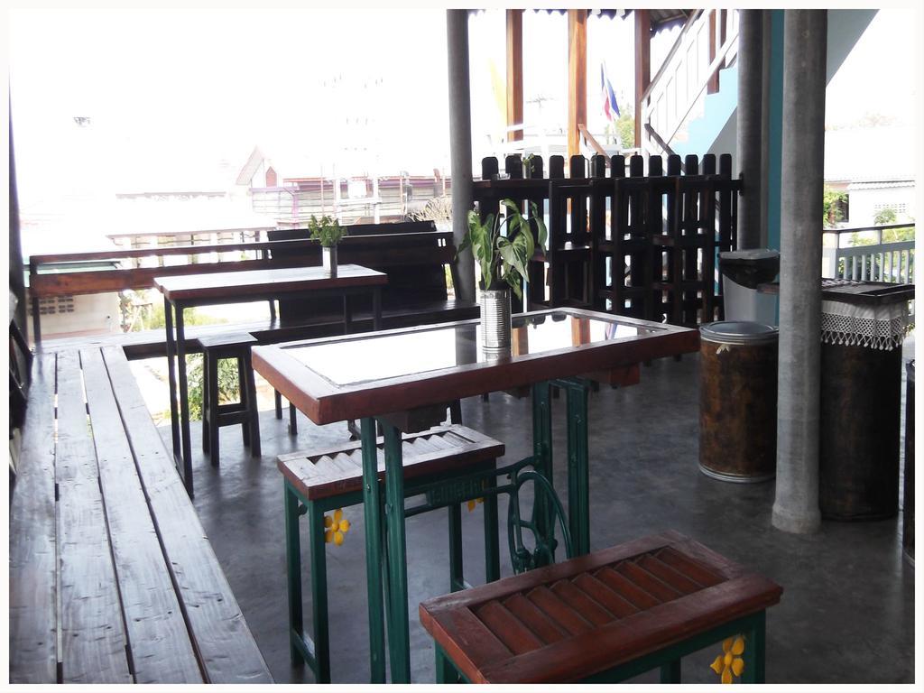 Sichangstyle Resort Koh Si Chang Exteriör bild