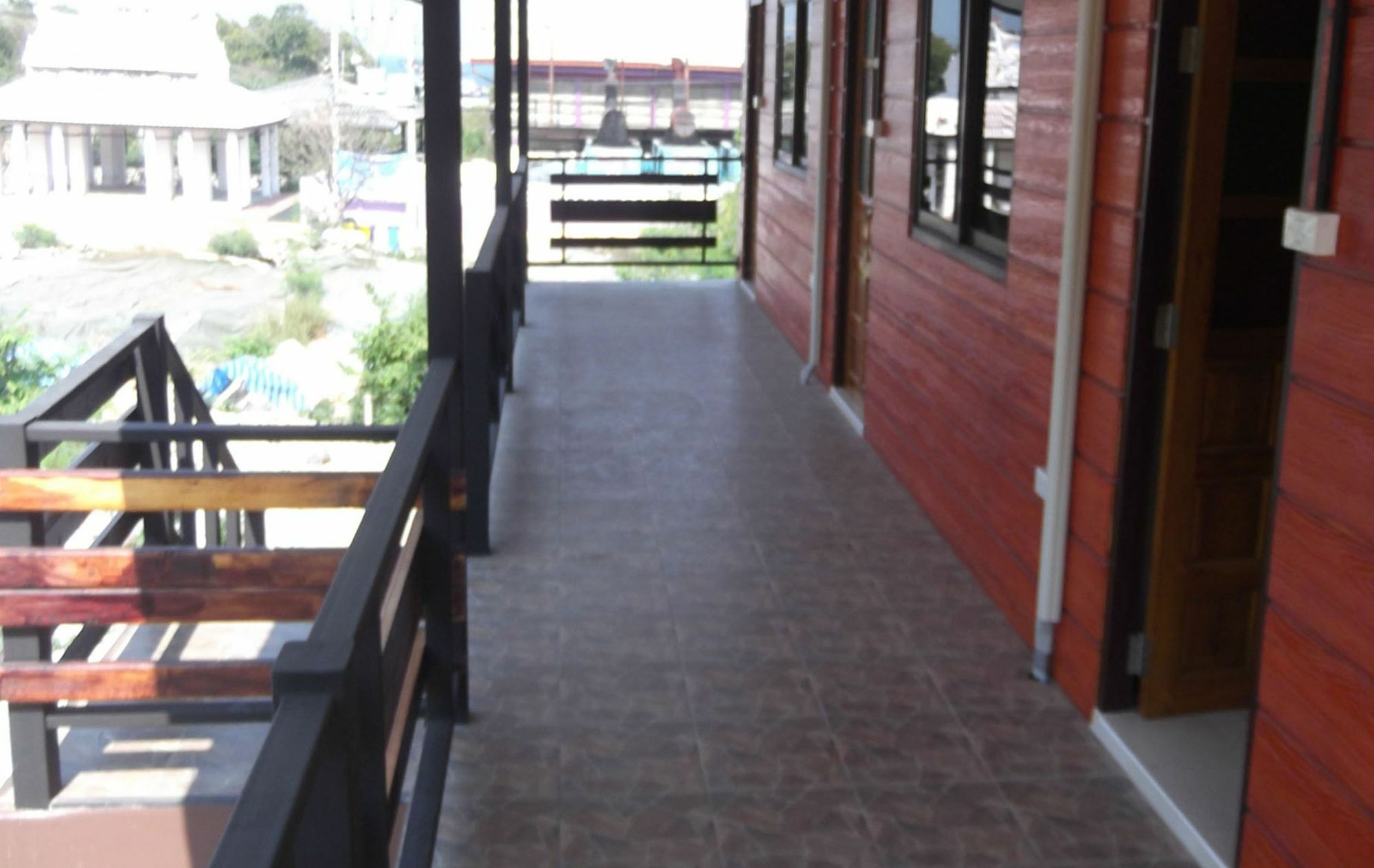 Sichangstyle Resort Koh Si Chang Exteriör bild
